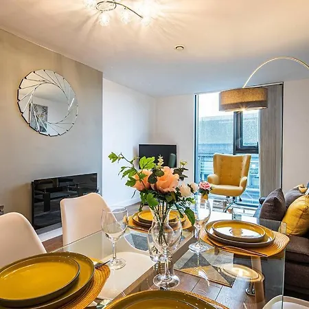 Stylish 2 Bed 87 - Centre, Free Parking, Alexa, Espresso Machine & Netflix - Hosted By Host Save Sheffield