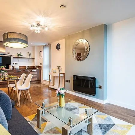 Apartment Stylish 2 Bed 87 - Centre, Free Parking, Alexa, Espresso Machine & Netflix - Hosted By Host Save Sheffield