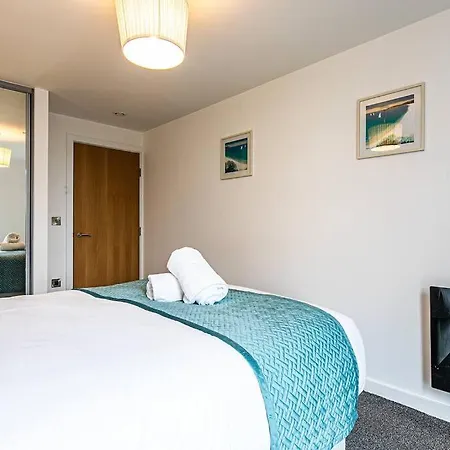 Apartment Stylish 2 Bed 87 - Centre, Free Parking, Alexa, Espresso Machine & Netflix - Hosted By Host Save Sheffield